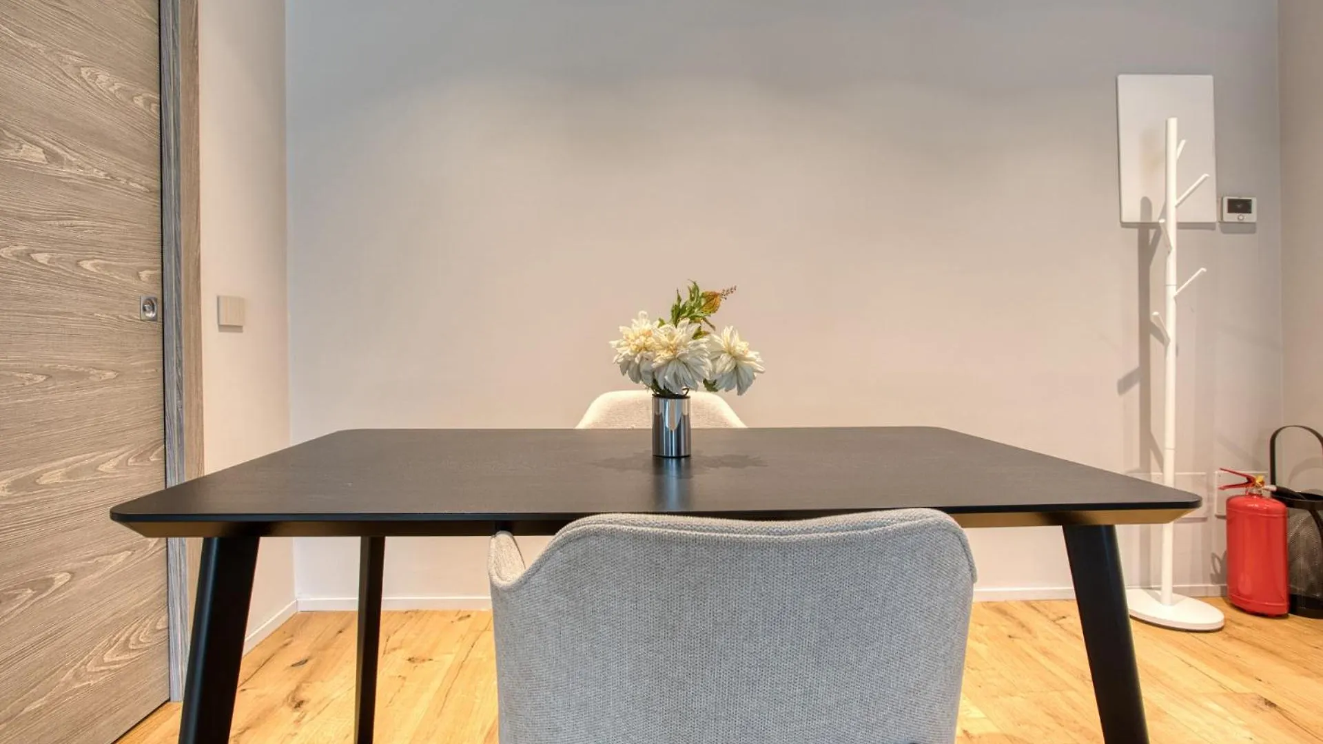 Easylife - Eleganza Moderna Vicino A City Life ميلان 0*,  إيطاليا