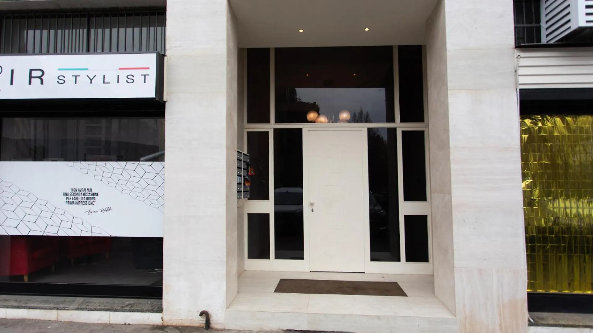 Lägenhet Easylife - Eleganza Moderna Vicino A City Life Milano